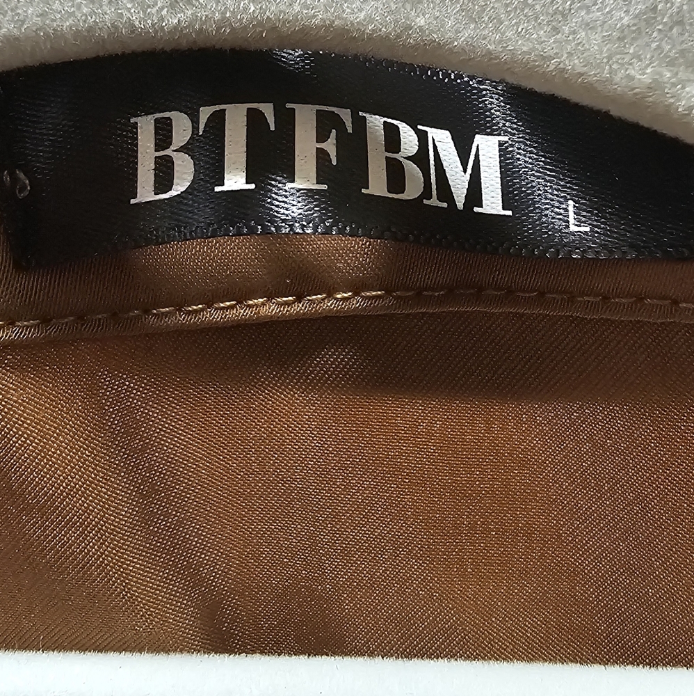 Satin Brown dress with tie-front detail - Picture 3 of 7